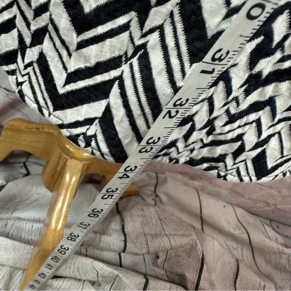Maeve black white fit and flare sleeveless dress sz medium zig zag geometric - Picture 4 of 7